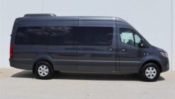Alternative view of Mercedes Benz Sprinter S603